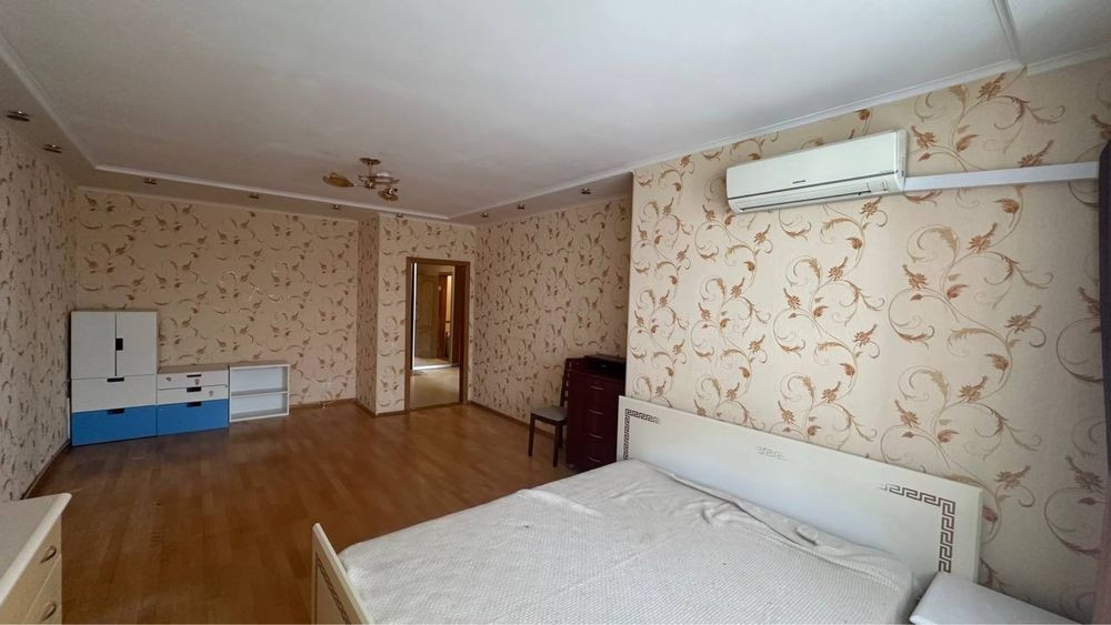 Большая 1к. кв  59 кв.м, в новострое с ремонтом, мебелью, техникой Южное - изображение 2