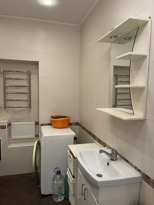 Большая 1к. кв  59 кв.м, в новострое с ремонтом, мебелью, техникой Южное - изображение 7