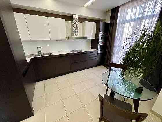 Продажа 3к в новострое вид на Днепр, паркинг Днепр