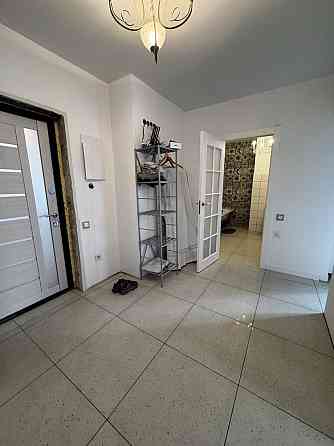 Продам 2к кв новострой ЖК Радужный Харків