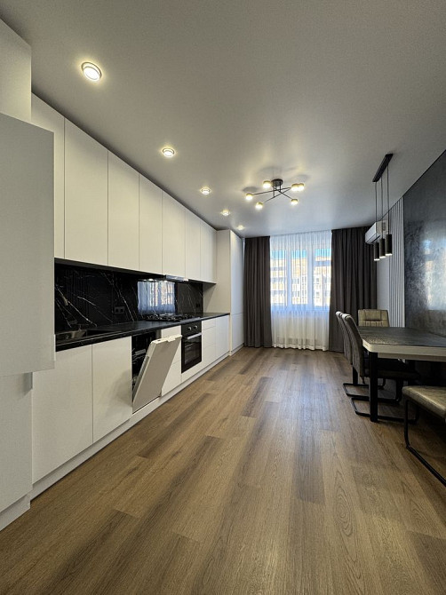 Продаж 2-к.кв./Сучасний ремонт/ Хмельницкий - изображение 2