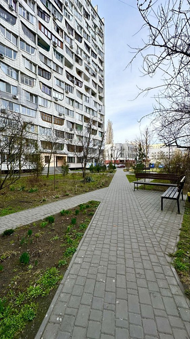 Продам 2-х к. квартиру с 3-мя лоджиями Победа 5 Днепр - изображение 1