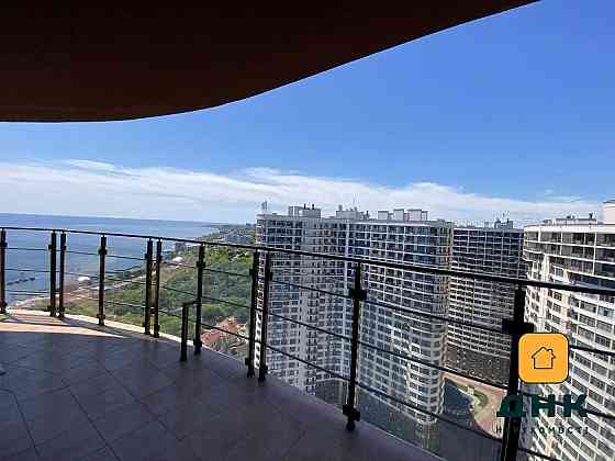 Максимальное количество моря! Квартира 56кв.м. с террасой на Каманина. Одесса