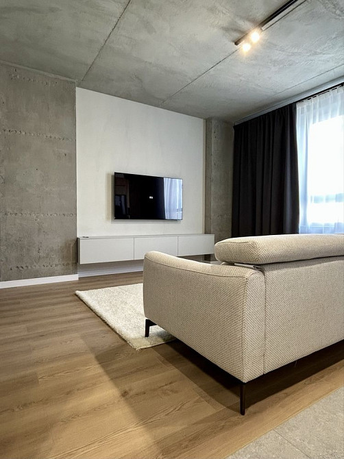 Простора 3-кімнатна квартира в одному з кращих ЖК міста — «Над Бугом» Хмельницкий - изображение 2