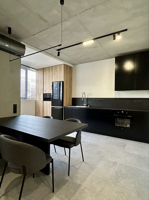 Простора 3-кімнатна квартира в одному з кращих ЖК міста — «Над Бугом» Хмельницкий - изображение 4