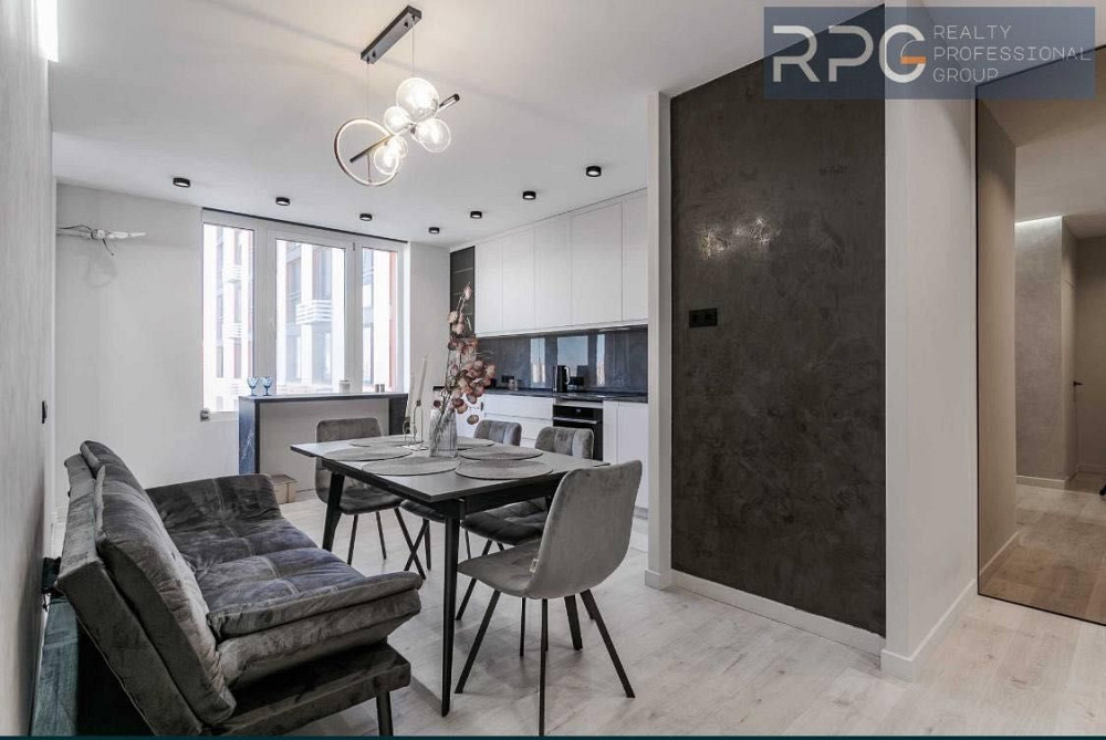 Продаж 2-к квартири в ЖК Seven Осокорки ремонт генератор комфорт клас Киев - изображение 1