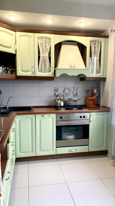 Продам 2 ком квартиру 4/9 Александровский р-н , ул. Украинская Запорожье - изображение 1