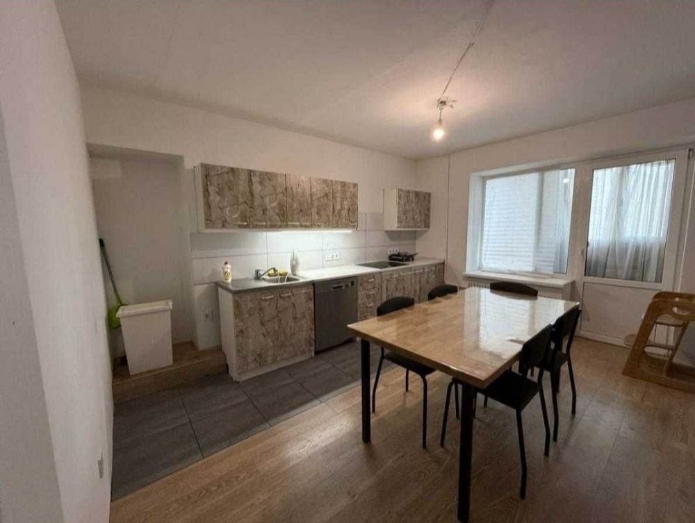 Простора 4-кімнатна квартира - комфорт,затишок і зручне розташування Ивано-Франковск - изображение 4