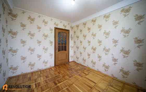 Без% 3кім. квартира Бульвар Жуля Верна 5/8. Борщагівка. Киев