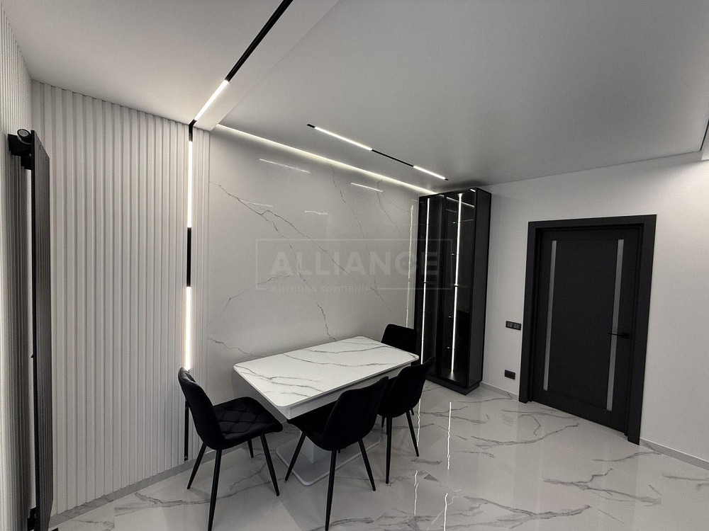 Елітна 2 кім квартира біля озера ЖК Липки Ивано-Франковск - изображение 4