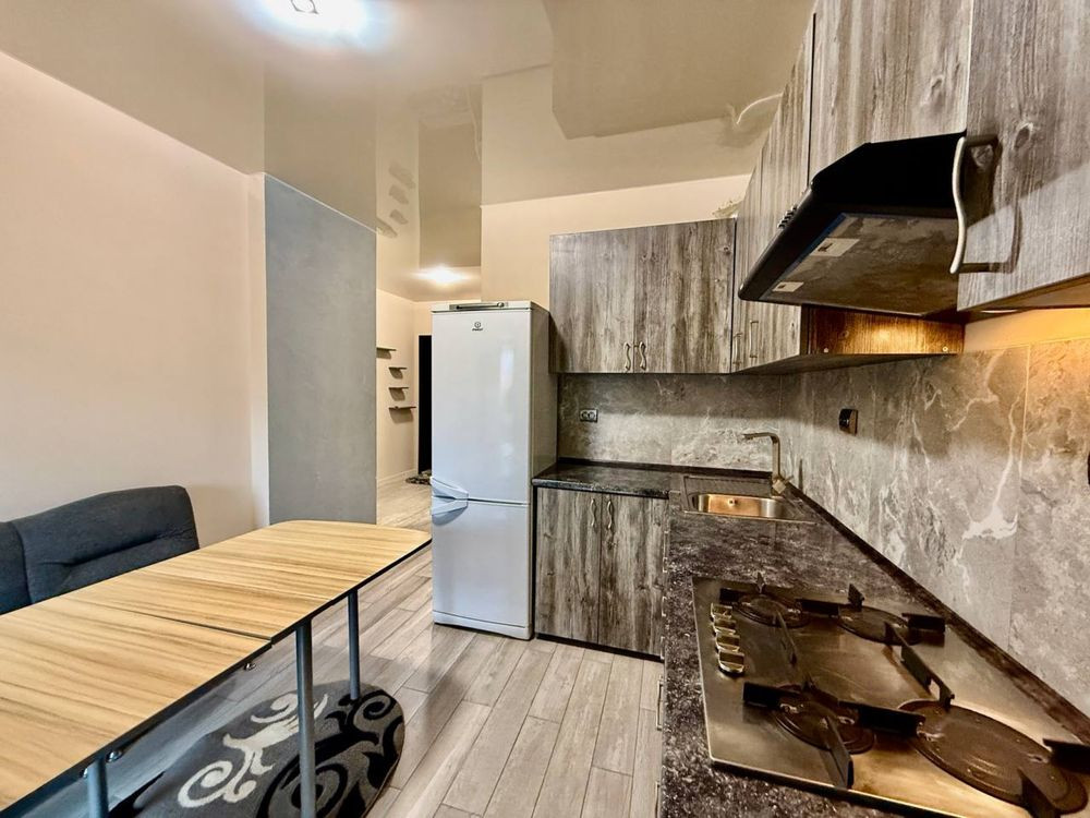 БЕЗ КОМІСІЇ, Евро 2к квартира з ремонтом, в ЖК Бізнес класу Ирпень - изображение 7