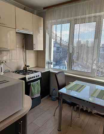 Продам 1 кімнатну квартиру вул Дністровська 19  метро‼️ Шулявська‼️ Киев