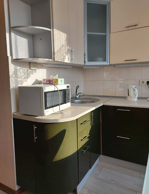 Продам 1 кімнатну квартиру вул Дністровська 19  метро‼️ Шулявська‼️ Киев - изображение 2