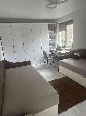 Продам 2-х кімнатну квартиру у центрі Черьомушків Одесса