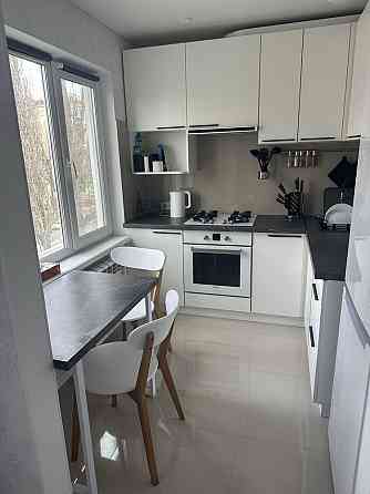 Продам 2-х кімнатну квартиру у центрі Черьомушків Одесса