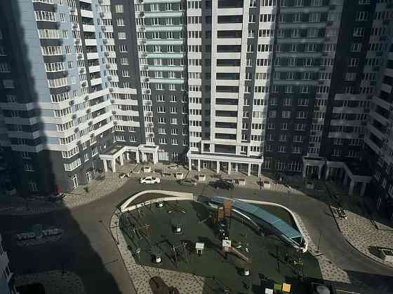 Продам трехкомнатную квартиру в ЖК «Скай Сити» Одесса