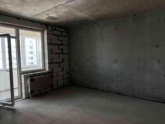 Продам трехкомнатную квартиру в ЖК «Скай Сити» Одесса