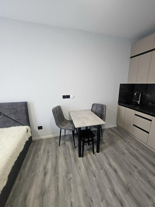 Сучасна студія з новим ремонтом в клубному будинку. БЕЗ КОМІСІЇ Святопетрівське (Києво-Свят.р-н) - зображення 4