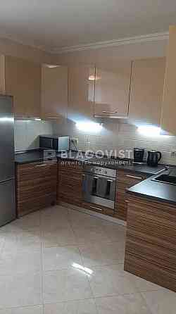 Продается 3к. квартира Урловская Киев