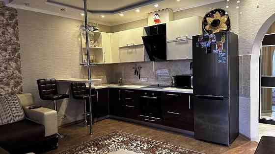 Двухкомнатная квартира + кухня столовая с ремонтом в новом доме Одеса