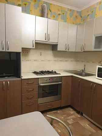 Продам 1 комнатную квартиру Сахарова 26 Одеса