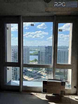 Продаж видової 2-к В Славутич генератор метро 3 хв вул Зарічна паркінг Киев