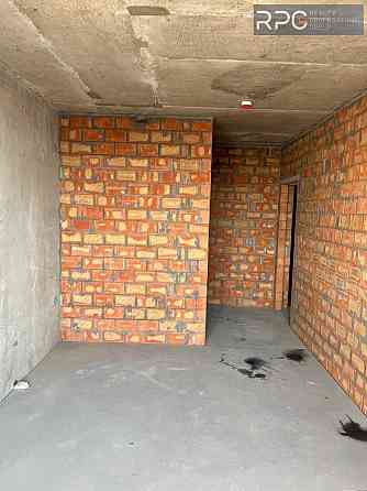 Продаж видової 2-к В Славутич генератор метро 3 хв вул Зарічна паркінг Киев