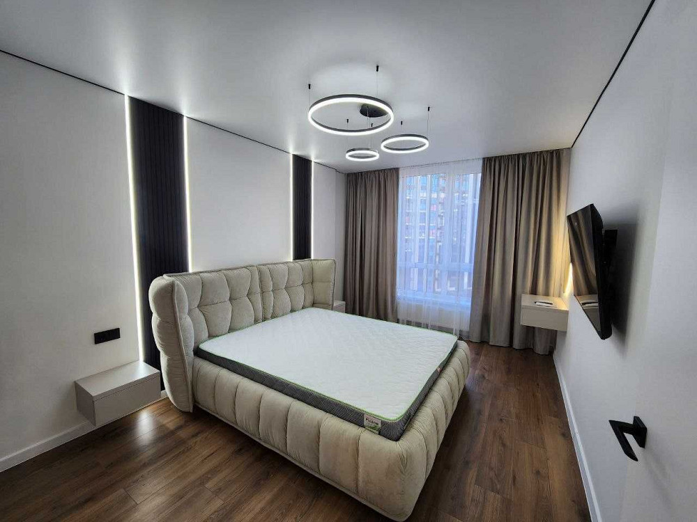 Сучасна 2кім в Family Plaza Ивано-Франковск - изображение 7