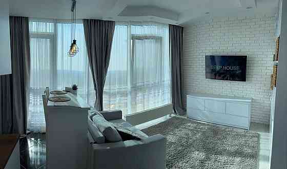 Большая однокомнатная квартира в новом доме с красивым ремонтом Одесса