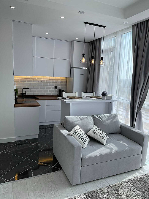 Большая однокомнатная квартира в новом доме с красивым ремонтом Одеса - зображення 3