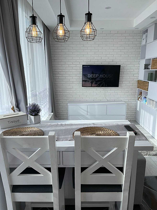 Большая однокомнатная квартира в новом доме с красивым ремонтом Одеса - зображення 6