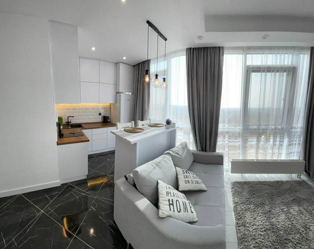 Большая однокомнатная квартира в новом доме с красивым ремонтом Одеса - зображення 1