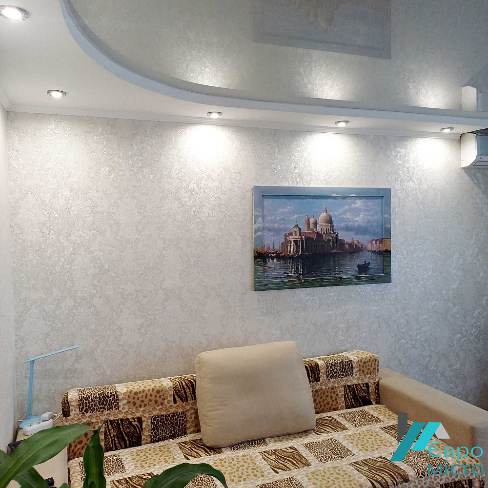 продам гарну 2 кімнатну квартиру вул. Дніпровська Запорожье - изображение 1