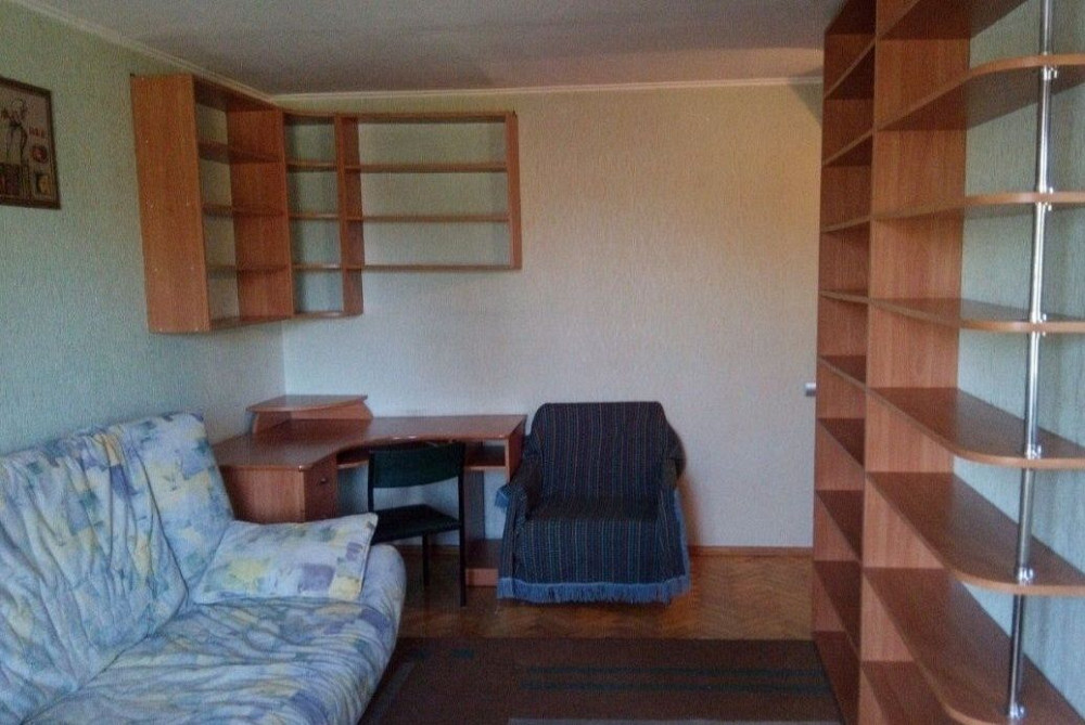 Продаю 1 кімнатну квартиру вул Берлинського 31 метро Дорогожичі Сирець Київ - зображення 1