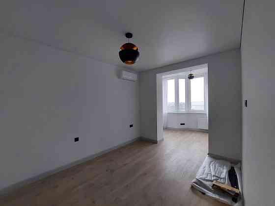 Продам квартиру з ремонтом 120 кв.м. в цегляному будинку. АОГВ. Одесса