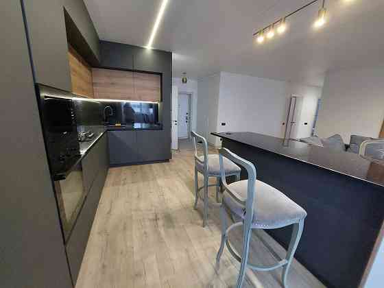 Продам квартиру з ремонтом 120 кв.м. в цегляному будинку. АОГВ. Одесса