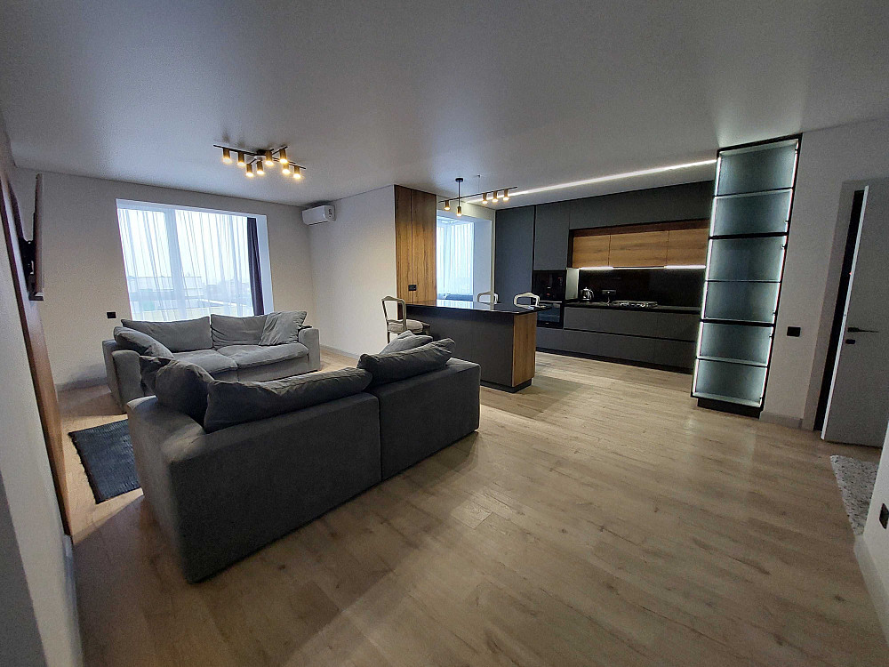 Продам квартиру з ремонтом 120 кв.м. в цегляному будинку. АОГВ. Одеса - зображення 2