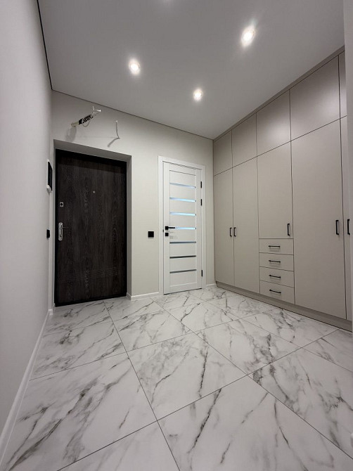 Квартира з дизайнерським ремонтом парк Центральний Ирпень - изображение 5