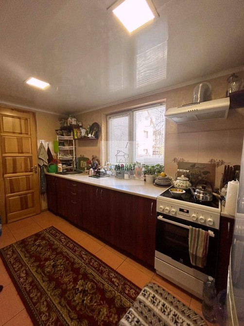 Продам 1-кімнатну квартиру в центрі міста Кам`янець-Подільський - зображення 1