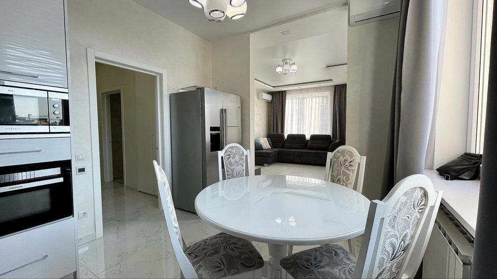 3-х кімнатна. Власник. Дмитрівська 82 Лукьяновка  - изображение 1