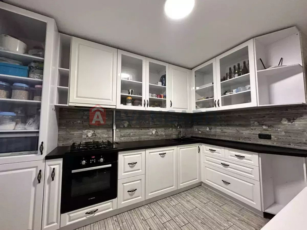 3к квартира з капітальним ремонтом ж/м Покровський Днепр - изображение 1