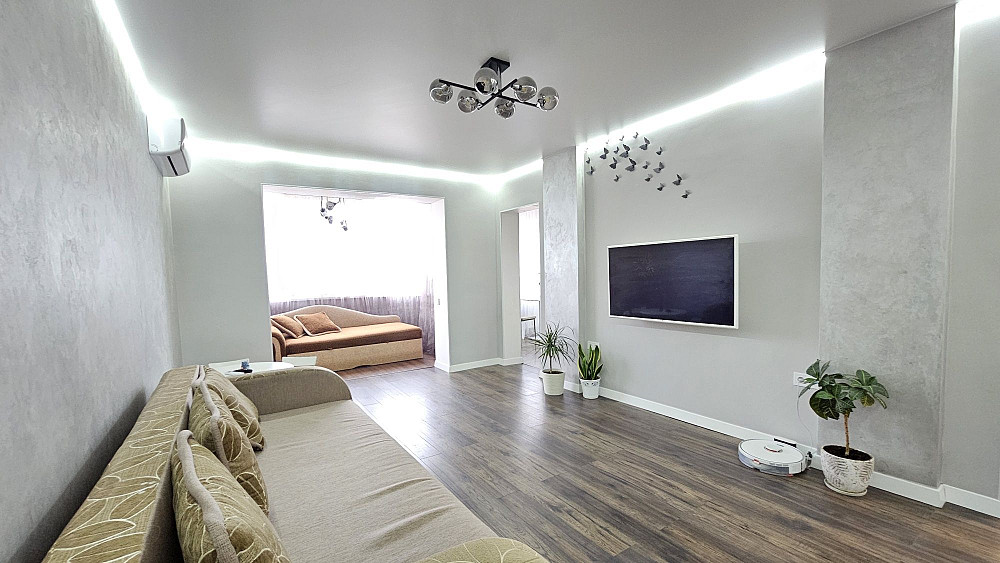 3 кімн. Квартира 88 кв.м. з ЄВРОРЕМОНТОМ ,  вул. МОМОТА, Р-Н  5 ШКОЛИ Бориспіль - зображення 5