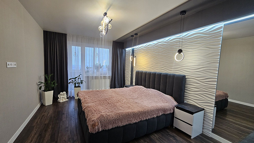 3 кімн. Квартира 88 кв.м. з ЄВРОРЕМОНТОМ ,  вул. МОМОТА, Р-Н  5 ШКОЛИ Бориспіль - зображення 8