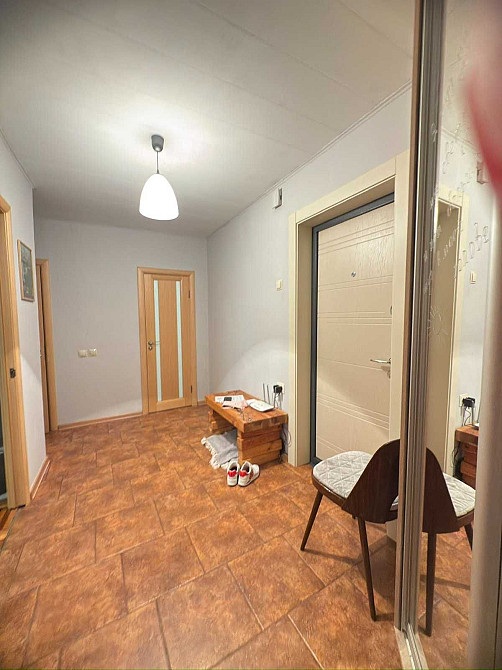 Простора 2-кімнатна квартира, Київ на Драгоманова, 5, Дарницький район Київ - зображення 8