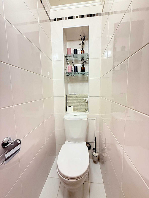 Простора 2-кімнатна квартира, Київ на Драгоманова, 5, Дарницький район Київ - зображення 7