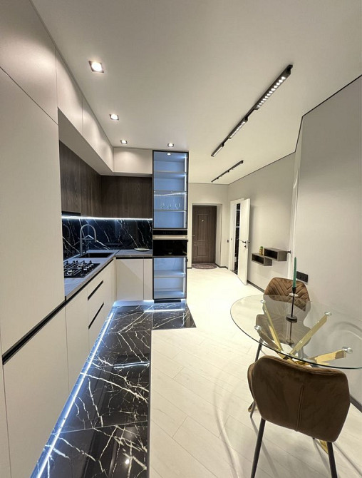 1 кім. квартира ЖК Софія Резиденс Радісна 4 метро Теремки 15 хвилин Софіївська Борщагівка - зображення 1