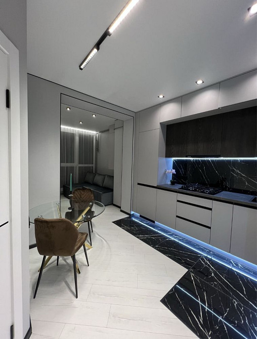 1 кім. квартира ЖК Софія Резиденс Радісна 4 метро Теремки 15 хвилин Софіївська Борщагівка - зображення 2