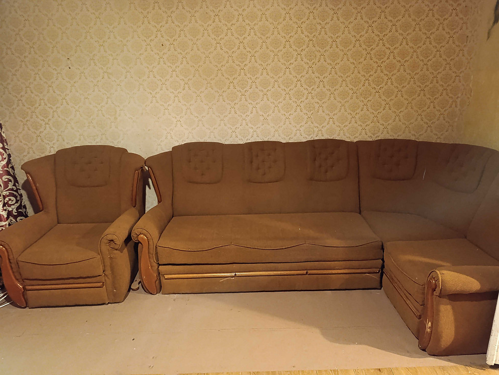 Теплодар трёхстороняя 4х комн.кв. 79м кирпичный дом 7/9 + кладовка Теплодар - изображение 2