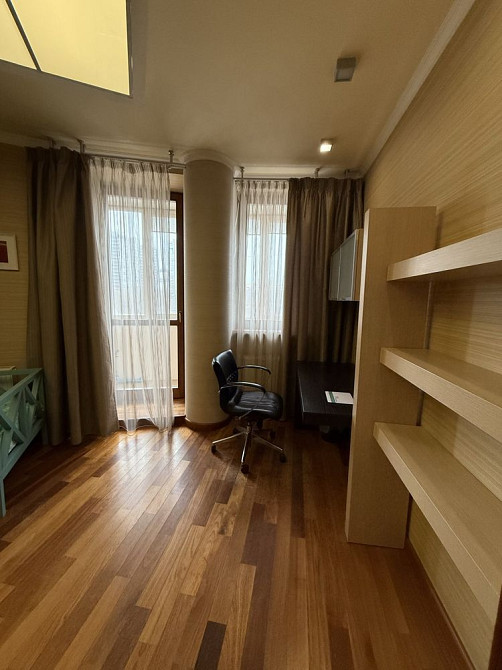 Продам 3х комн.квартиру 117м2,ул.О.Яроша 22,Метро Ботанический Сад Харків - зображення 3