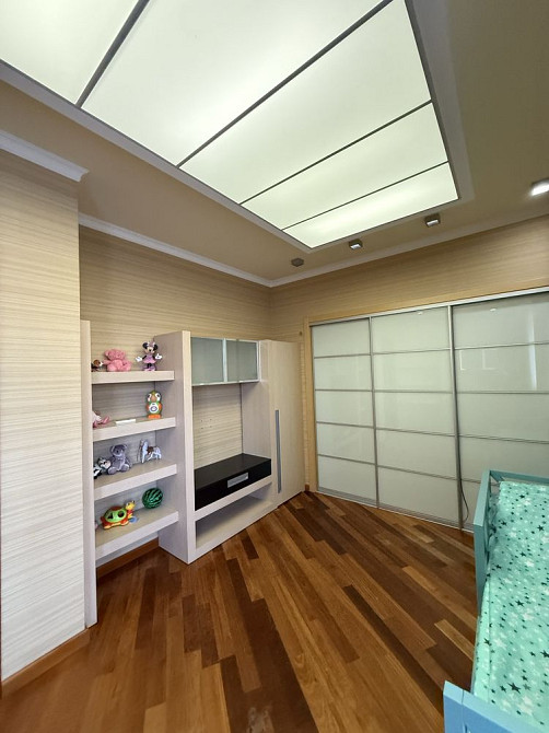 Продам 3х комн.квартиру 117м2,ул.О.Яроша 22,Метро Ботанический Сад Харків - зображення 6